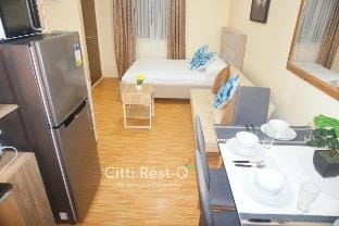 Free Netflix & Wifi (Hermosa by Crown Asia) CRQ-1 Apartment in Las Pinas