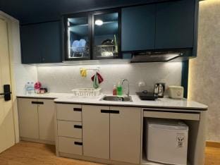 MTOWN RESIDENCE @SUMMARECON SERPONG BY GIZL LUXURY Vacation rental in West Java