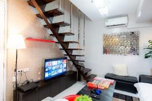 A2J Executive 2BR BGC Loft Near HighStreet & Malls Vacation rental in Makati