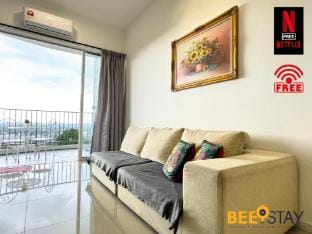 Taiping | Nature Escape with Pool & Netflix 8PAX Apartment in Perak