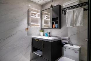 Wu Chao - Fujiang Cozy Luxury Three Rooms Three Beds Spacious Flat Apartment in China