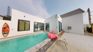 Holiday Pool Villa Bangsean Chonburi Vacation rental in Chon Buri Changwat