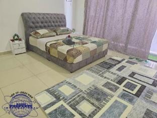 I-City I-SOHO Studio Best Cozy BASRI PROPERTI Apartment in Selangor, Malaysia