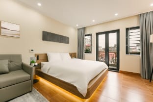 Railway Apt Balcony 2FL Old Quarter HoanKiem Lake Apartment in Hanoi