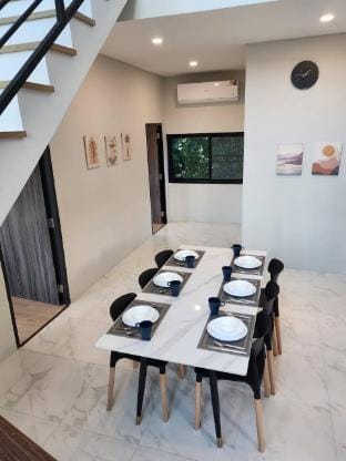 Balcony Pool Villa Khaoyai ที่นี่อากาศดีวิวภูเขา Vacation rental in Thailand