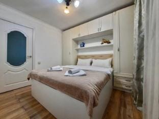 Квартира рядом с Арбатом Apartment in Almaty