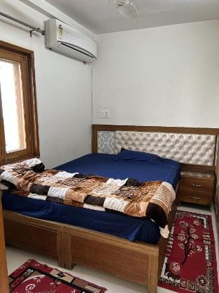Golf link Society, Dwarka Apartment in Delhi