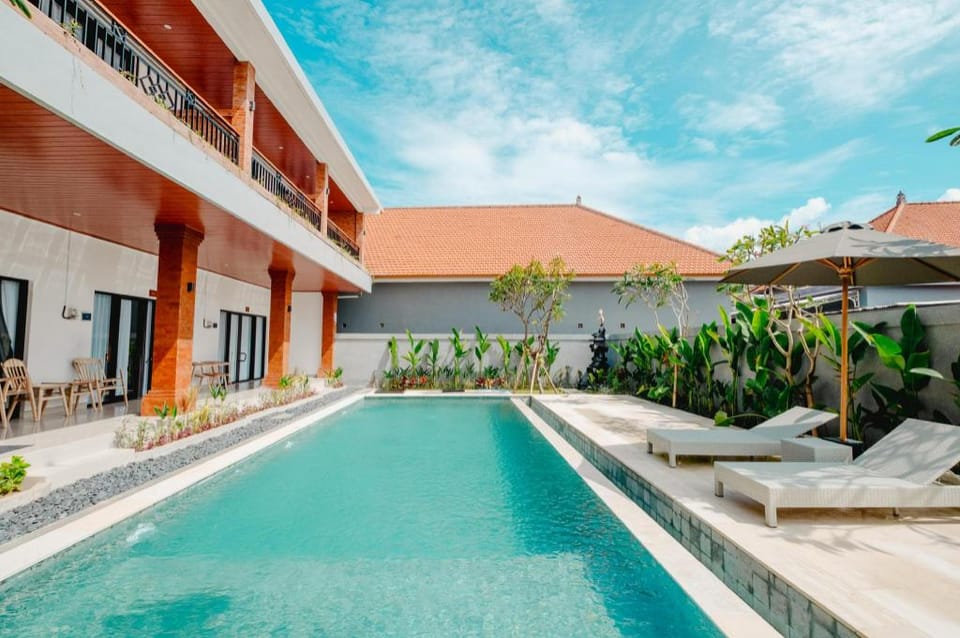 Kubu Dangin Guest House Kerobokan Bed and Breakfast in North Kuta
