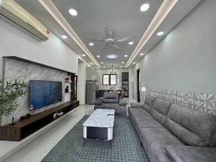 Country GardenJB by J Agape l FamilySuite Homestay Apartment in Johor Bahru