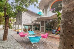 The House of Color NYT Villa in Krong Siem Reap