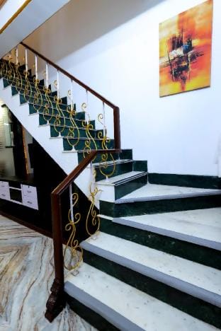 Two Bedroom Villa - Terrace - Chef - upto 6 people Villa in Mumbai