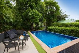 Idyllic 3BR Pool Villa Hillside near Big Buddha Villa in Chalong