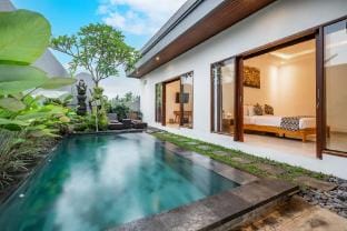 Made Ubud Villa By Bali Cabin Villa in Abiansemal