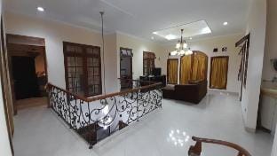 RADISSA HOMESTAY BANDUNG Vacation rental in Parongpong
