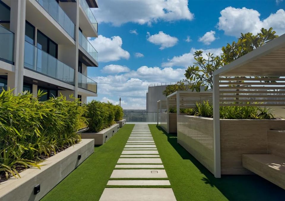 Luxury Brand New 1 BHK Open View Apartment in Dubai