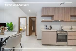 Chic 1BR at the Canal Business Bay Apartment in Dubai