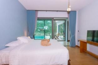 Seashine Pool Villa Villa in Krabi Changwat
