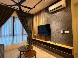 New Metacity 2R 5pax 3min to Mrt farm in the city Apartment in Selangor, Malaysia