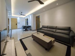 Ting Yue · Light Luxury Sea View Two-Bedroom Two-Bathroom Room 3609 Villa in Johor Bahru