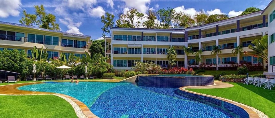 Sea View 8 Minuets to Patong Karon Butter Fly C162 Apartment in Phuket