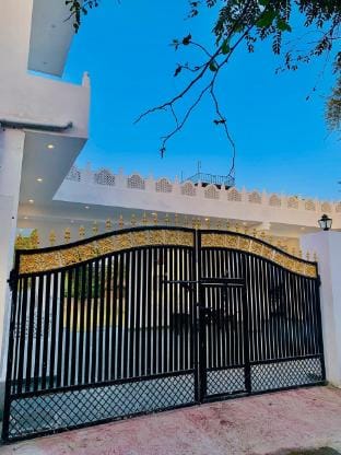 Pichola Lake House Villa in Udaipur