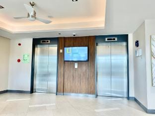 Homey Haven / SMDC FLEXI UNIT WITH BALCONY Apartment in Iloilo City