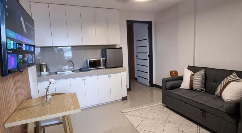 Flat 35, Unit 3C Apartment in Las Pinas