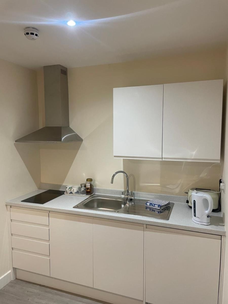 Regal Hotel Apartment in London