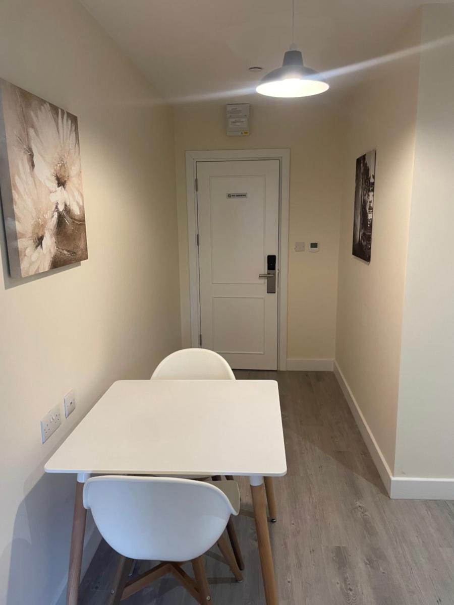Regal Hotel Apartment in London
