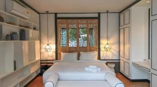 Skyframe pool villa near Bangtao beach, Blue Tree Villa in Choeng Thale