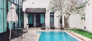 Skyframe pool villa near Bangtao beach, Blue Tree Villa in Choeng Thale