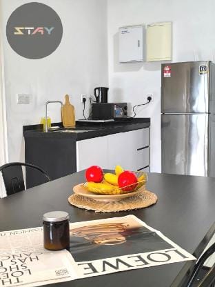 Meridin Sovo Modern Grey Tone 2BED Poolview BySTAY Apartment in Johor