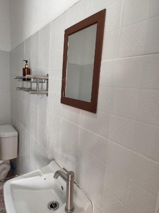 Place 62, New Room MRT Sirindhorn Bangkok 4.5 Apartment in Bangkok