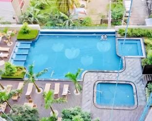 Lush 1Bedroom + Maidsroom @ Megaworld # 39 Apartment in Iloilo City