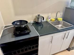 1Br Condo Unit @Avida Allgauers Apartment in Iloilo City
