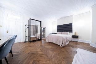 4 Bedroom Marylebone Apartment Apartment in City of Westminster