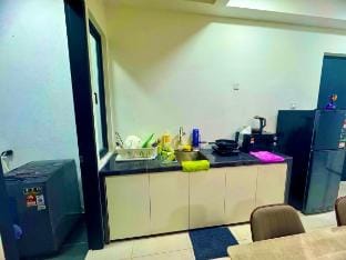 world premium luxury 14 pax 3BR netflix city view Vacation rental in George Town