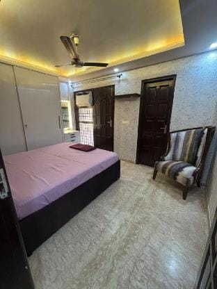 City Centre Charm - Near Rajouri Garden Apartment in New Delhi