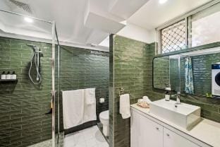 Beachfront Burleigh Getaway! Apartment in Burleigh Heads