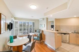 The Pool Resort Kingscliff - 1 BR Spa Suite - 7120 Apartment in Kingscliff