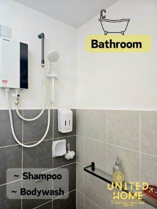 Near KLIA with Netflix@Alanis Sepang 1R1B 1P Apartment in Negeri Sembilan, Malaysia