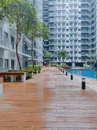 MOA & Airport NAIA Christelle Shore 1BR w/ Balcony Apartment in Pasay