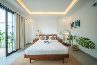 NEW Private Villa with Pool Heart of Seminyak Villa in North Kuta