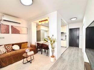 CityHome-3BRs, 1Baths,Jing'an Temple, Changshou Rd Apartment in Shanghai
