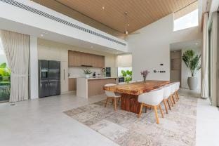 Ultra Modern Spacious Villa Villa in Choeng Thale