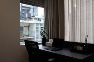 Modern Cosy Designer 2 bedroom Thonglor/Ekkamai Apartment in Bangkok