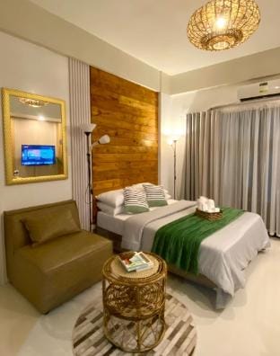 Crosswinds Alpine Blanc Airy /Netflix/Free Parking Villa in Tagaytay