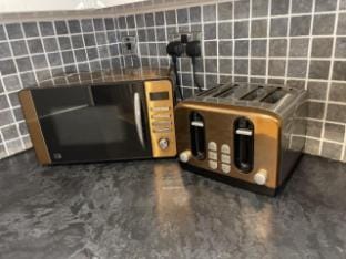Beach House Courtyard 1 bed Apartment in Southport