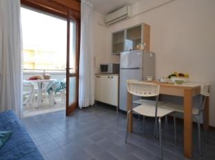 Beachfront studio apartment by Beahost Rentals Apartment in Bibione