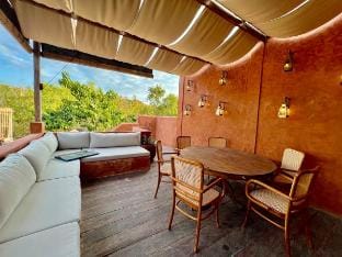 The Rose Moon Villa in Uluwatu Vacation rental in Bali